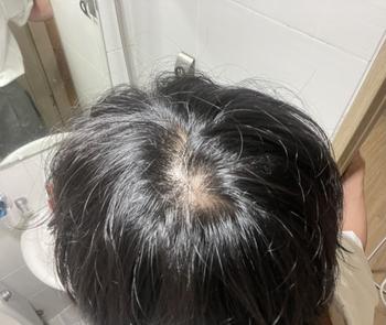 밝은 조명에서 찍은사진입니다
