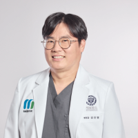 김진영