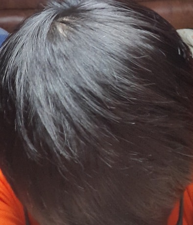 저녁시간 머리 기름진 상태