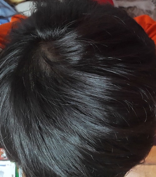 저녁시간 머리 기름진 상태