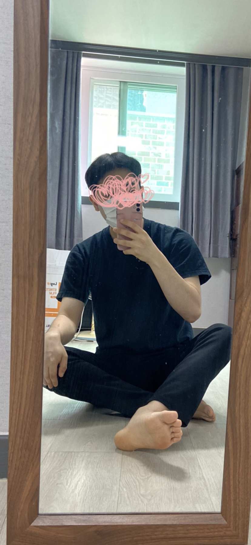 제가 요새 하는 스타일인데 윗 볼륨이 너무 없어보이나요? 이상해 보이시나요??