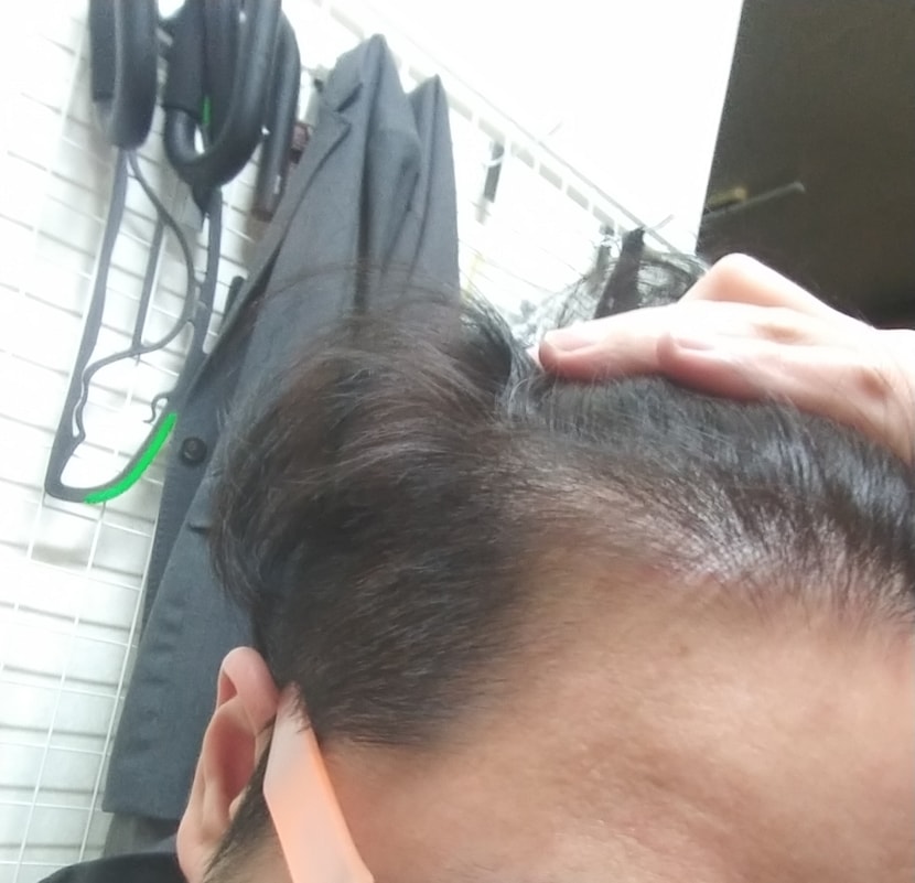 3월 옆 머리