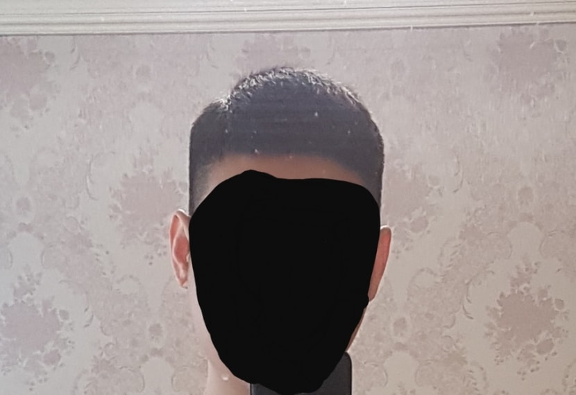 아직도 짧긴한데 그래도 이번엔 좀 길러보고있는중이네요