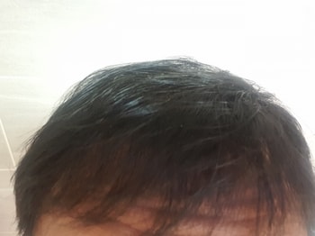 미라클세럼 바르고 10분 후 -&gt; 머릿결이 자연스러워짐