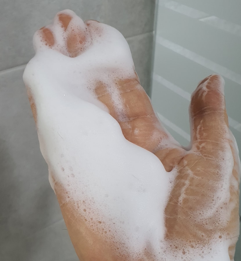 쫀쫀하고 풍성한 거품이 생성
