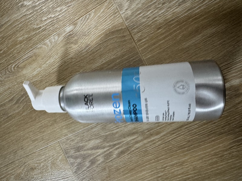 [ブラックフォーレクールディープクリーン] 植毛ラー1週間使用後の体験談