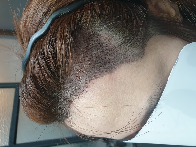 오른쪽에서 찍은 사진