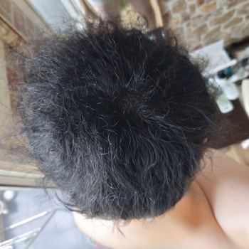 3주 뒤 현재 어두운 곳