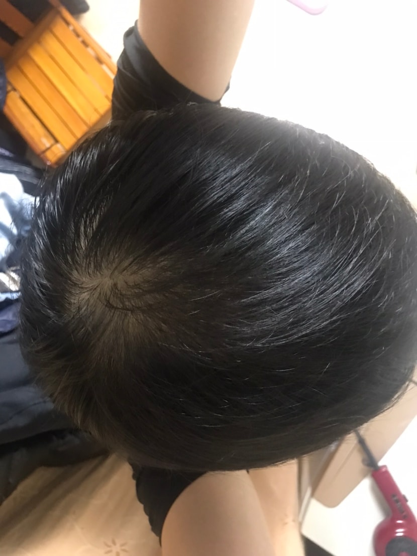 이건 가르마 없이 그냥 말리고 빗질한 사진이에요..