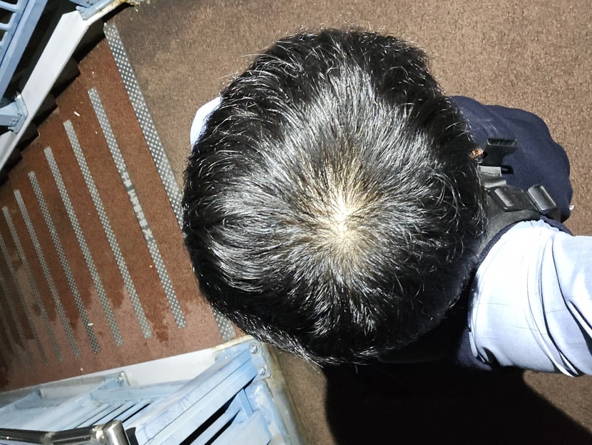 어떤가요? 가로등 아래 사진입니다