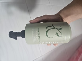 제가 쓰는 샴푸 입니다