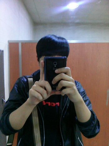 4-25 이발 직후 미용실 화장실에성~