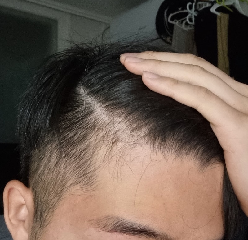 23살 남자 m자 두타로..