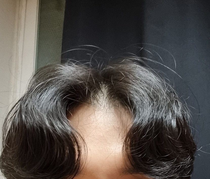 조명아래에서 찍었습니다 가운데쪽이 비어보이네요 ㅠ