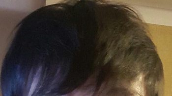 내렸을때 엠자부분뿐만아니라 앞머리전부가 갈라짐