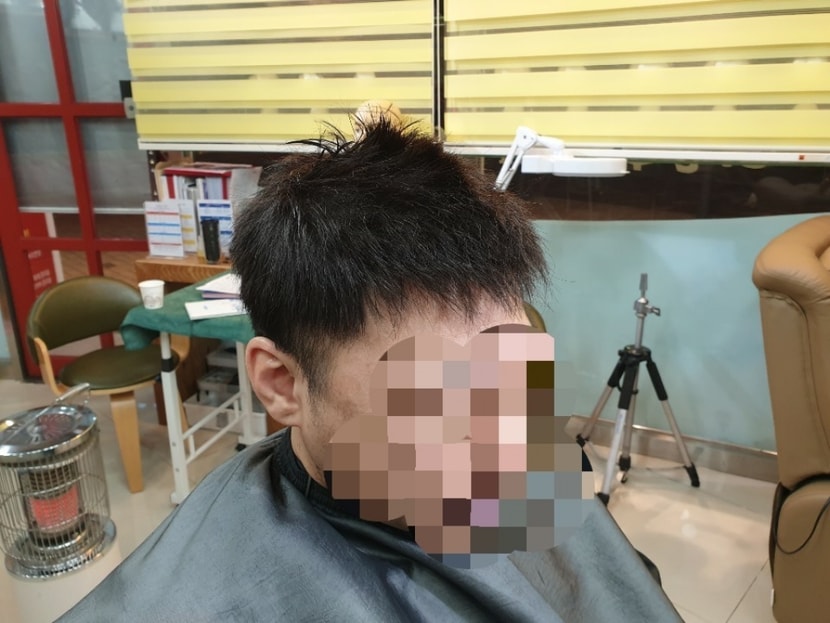 조금 긴거 같아서 더 자르시더라구요 