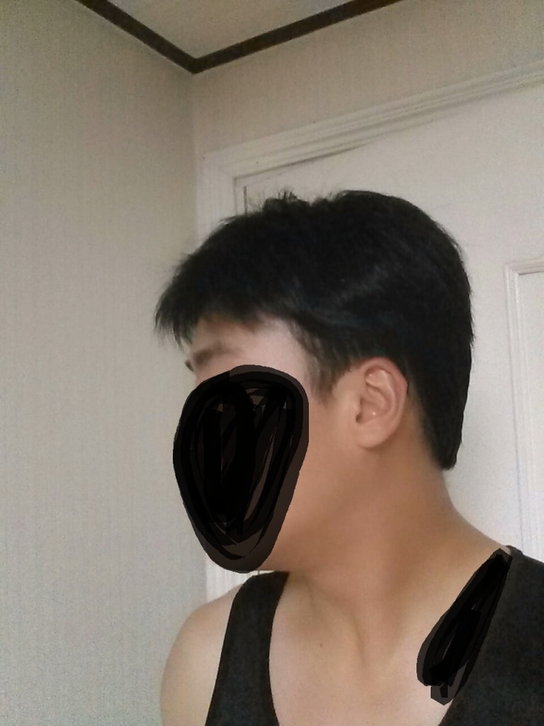 아무것도 안바른 옆모습
