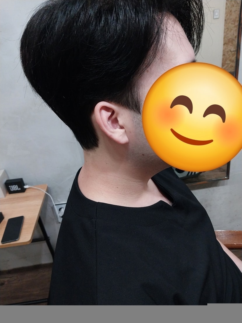 옆모습입니다