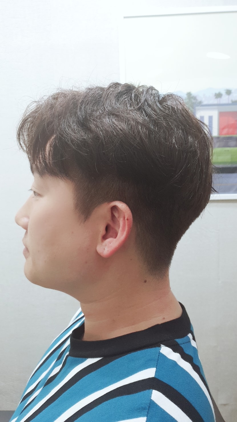 옆모습