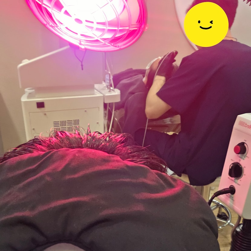 적외선과 함께 두피 진정될 수 있도록 치료하구요