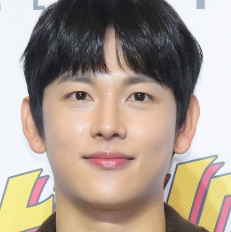 임시완같은 인상으로 눈수술
