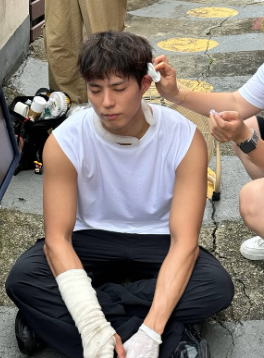 박보검 반팔