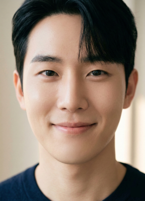 모공에도 가로, 세로가 있다니! 내 넓은 모공의 원인은?🔎