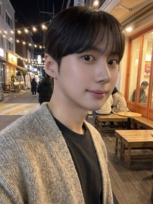 자연스러운 느낌을 원했는데 딱 잘해주셨습니다. 윤곽,눈,코 남자후기