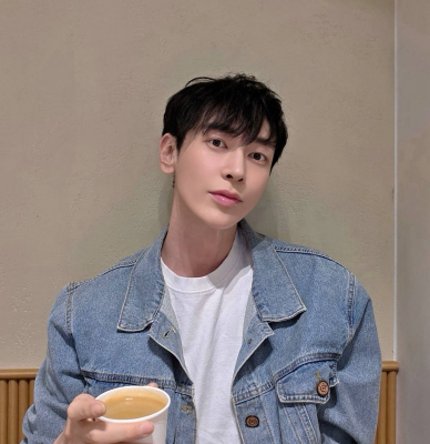남자눈코 짝짝이라 수술 했습니다.