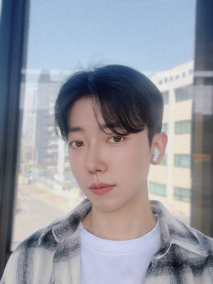 뭉뚝한 코. 2번 수술했습니다.