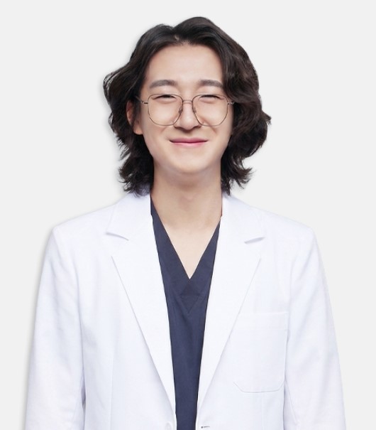 김정웅