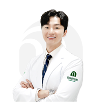 박기웅