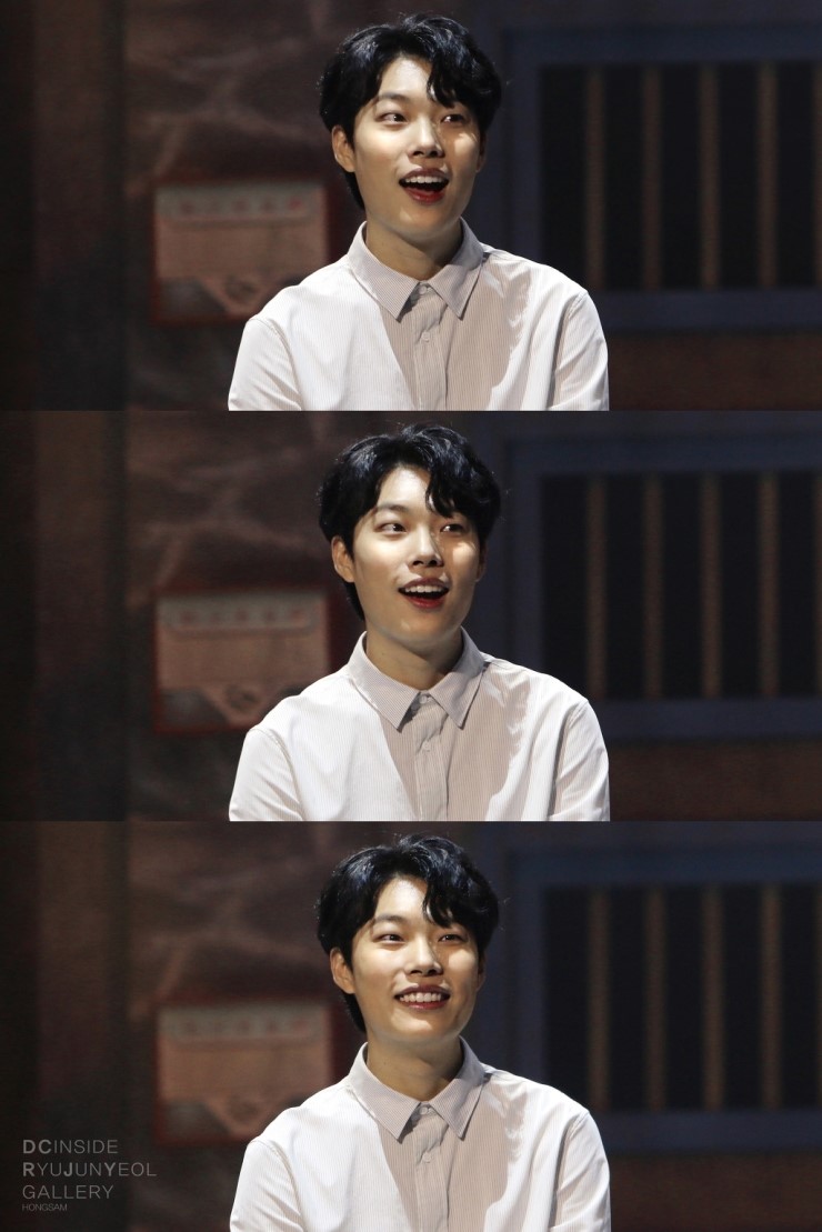 류준열3.jpg
