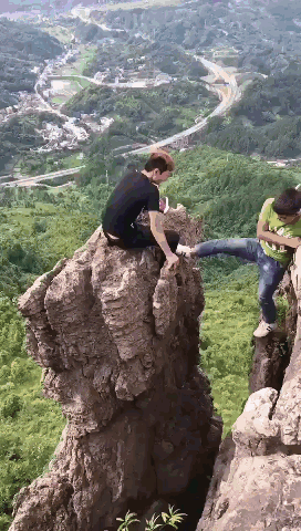 63402415576014120.gif