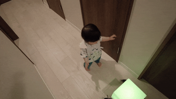 8C827F9C-000D-483F-84A5-5ADF9FAFD074.gif