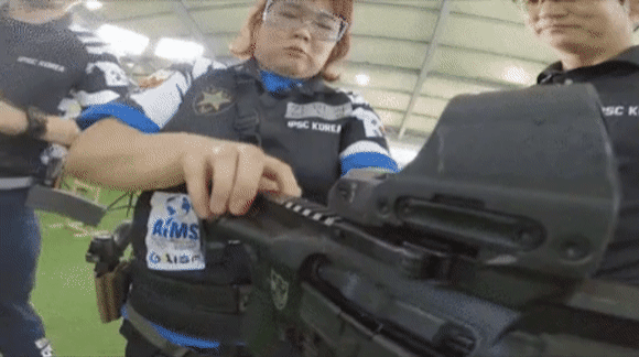 김민경의_사격_국가대표_진출에_반발하는_체육계.gif