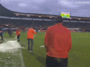 3745434457_HKGZ6mcW_s018KG21e4o1evhnn6d.gif