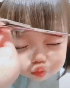 GA4R1631180001_526964610.gif