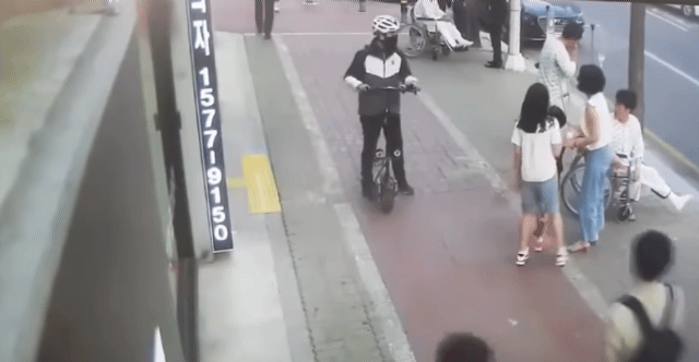 11231915580210331.gif
