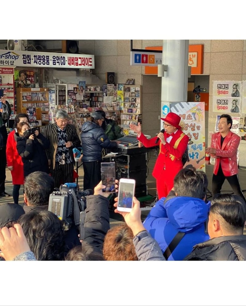1574912621f92a475a12dc48e0bd011c97a787b3c4__mn422209__w900__h1121__f152929__Ym201911.jpg