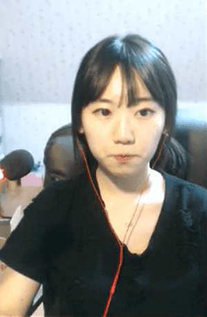 1B0EDBEF-D87B-42D6-86B6-B8EBCC795778.png