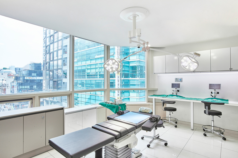 MOEM Clinic 홍보이미지