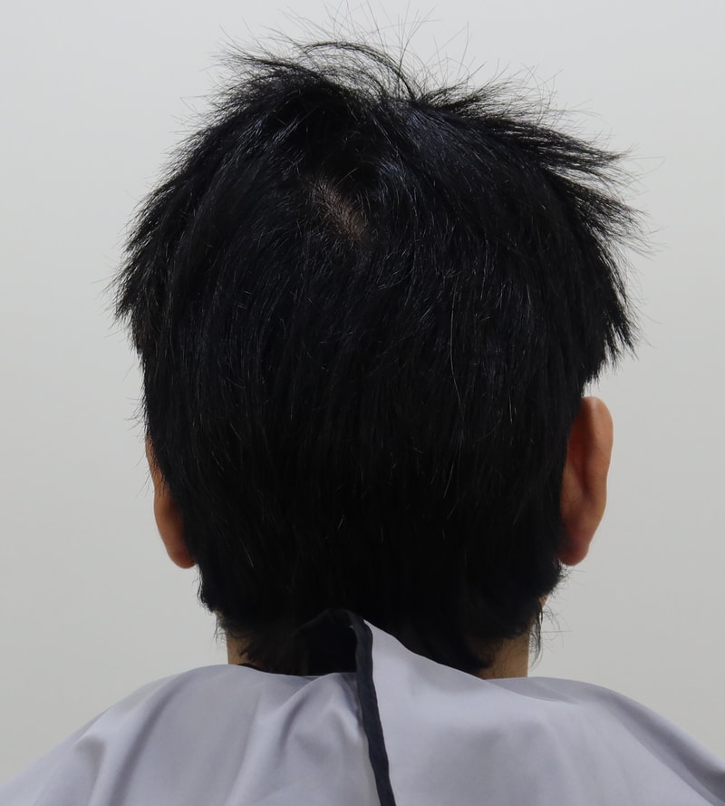 뒷모습.png