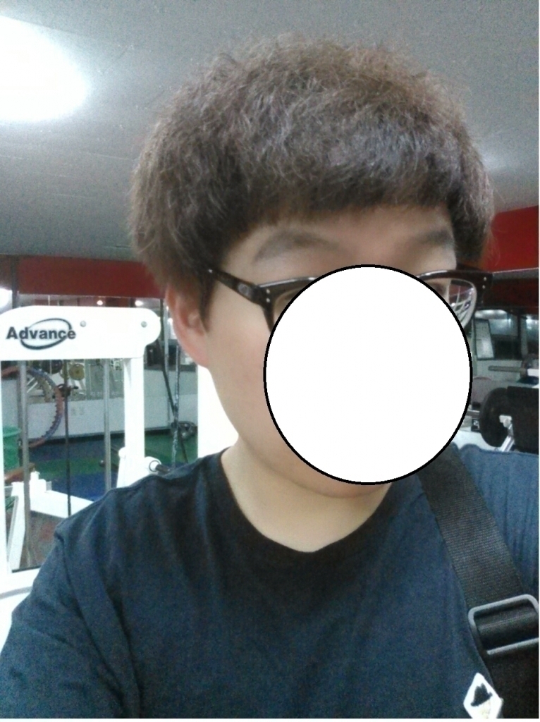 밝은데서.png