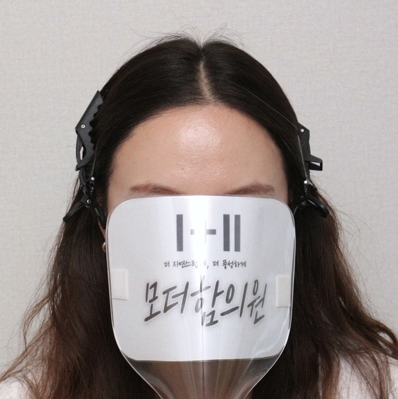 Hannaeve plastic surgery毛发移植中心，郑韩星院长做了发际线+络腮胡手术，中间经过后回来了。