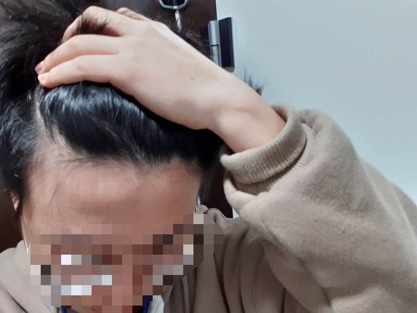 오른쪽 부분인데 머리가 조금 있긴한데 최대한 당겨본 모습이에요