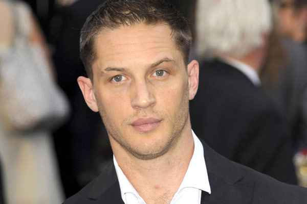 tom-hardy2-hes-hansome-600-.jpg