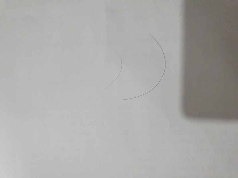 얇은머리카락.
