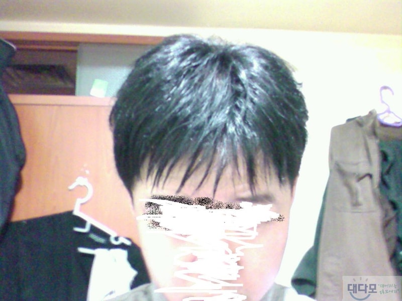 가발쓴 사진 올립니다.. 솔직한 답변 부탁드리겠습니다.