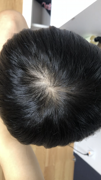 앞머리 내렸을 때 입니다